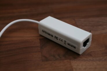 USBで増設できる有線LANアダプタ
